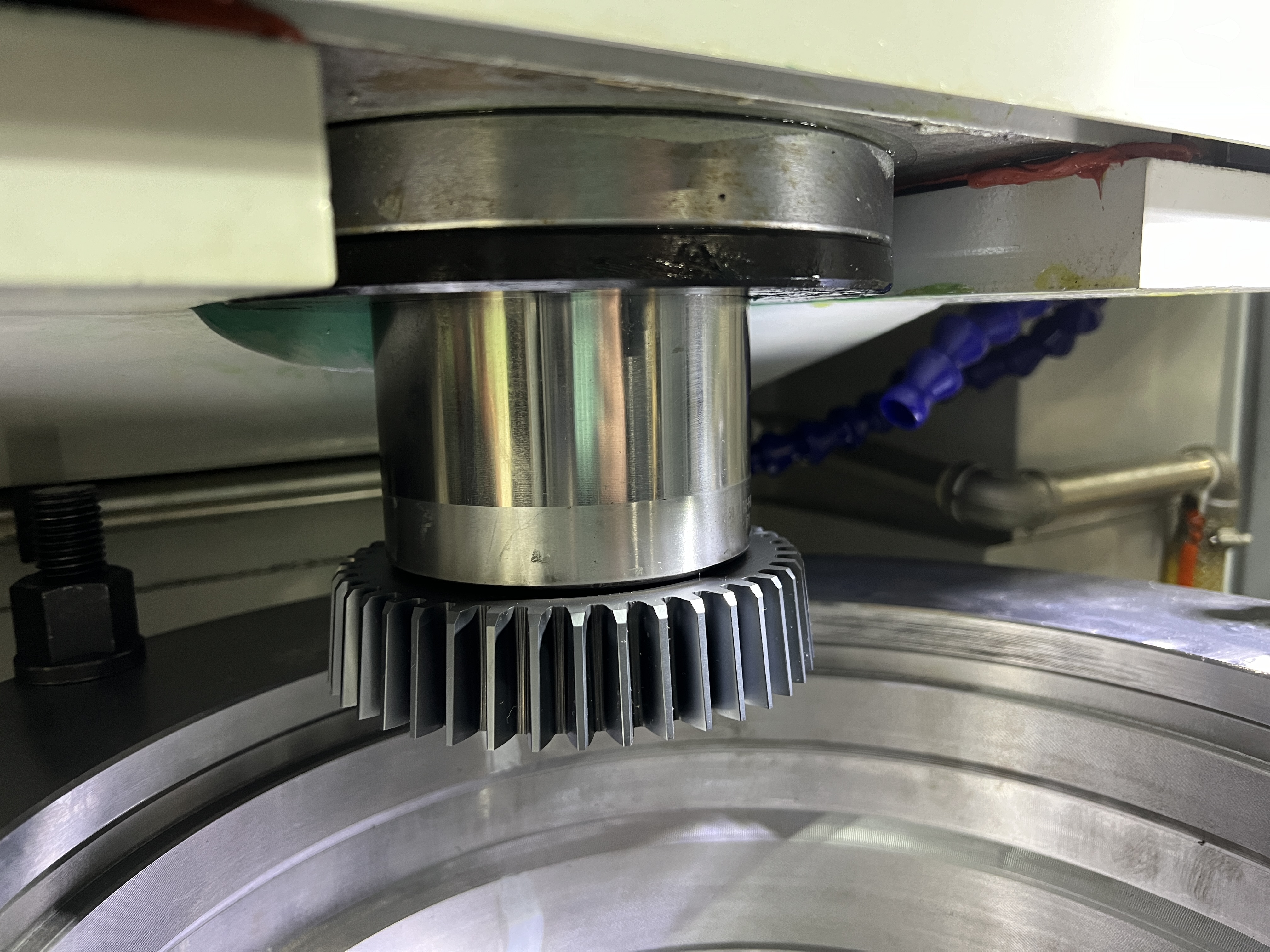 Поставка зубодолбежного станка YL5150CNC