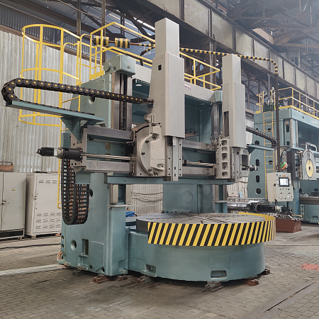 Токарно-карусельный станок с ЧПУ 1Л532Ф3