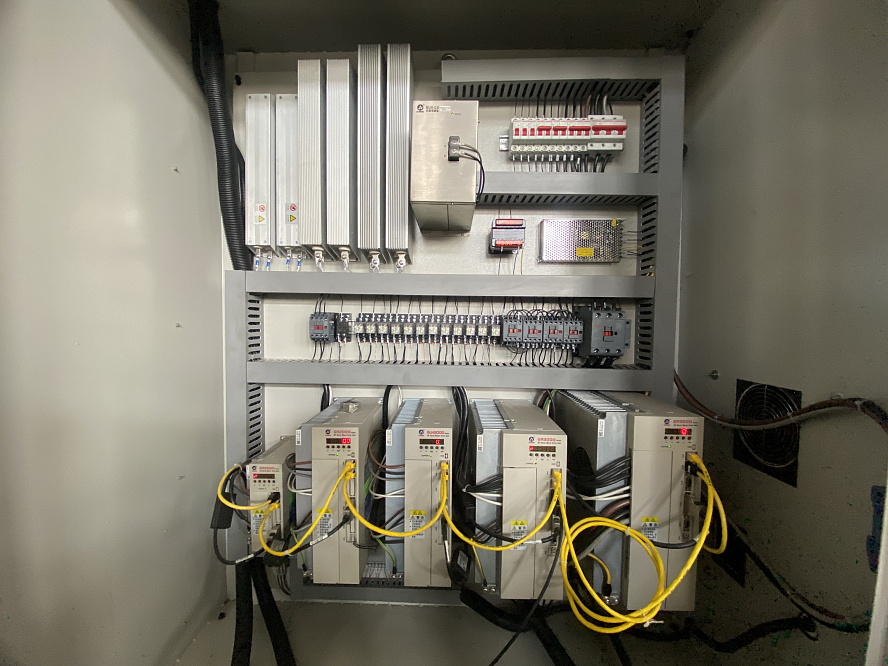 Зубофрезерный станок с ЧПУ YK31200CNC5